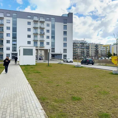 Prestizowy W Poznaniu Katowicka 2b I Parking W Garazu By Renters بوزنان