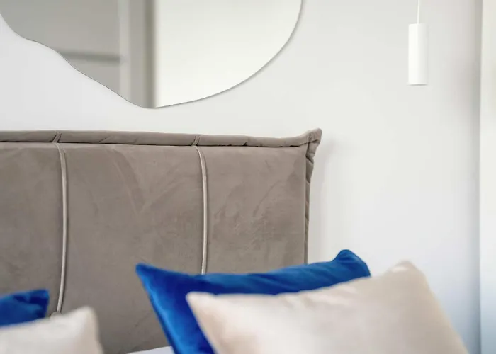 Prestizowy W Poznaniu Katowicka 2b I Parking W Garazu By Renters بوزنان