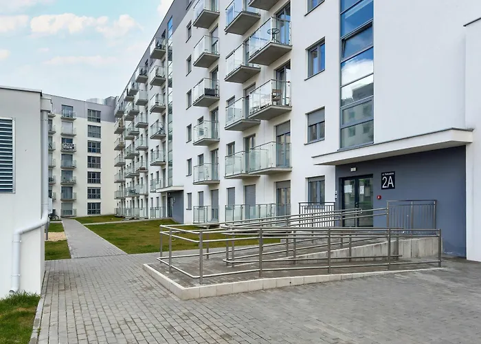 Apartment Prestizowy W Poznaniu Katowicka 2b I Parking W Garazu By Renters Poznan